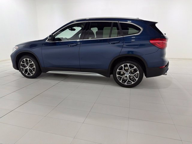 Used 2022 BMW X1 xDrive28i w/ Convenience Package AWD/4WD image 2