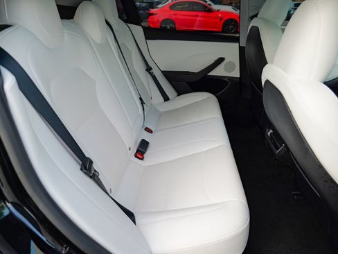 Used 2025 Tesla Model 3 RWD image 31