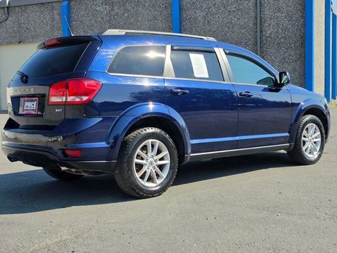 Used 2018 Dodge Journey SXT w/ Connectivity Group AWD/4WD image 5