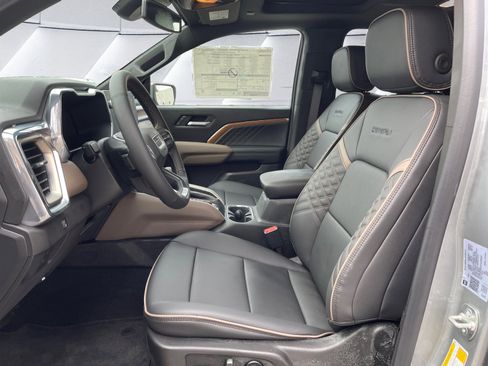 Used 2026 GMC Canyon Denali image 10