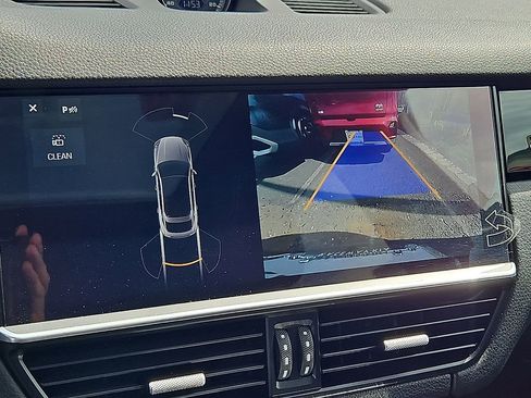 Used 2020 Porsche Cayenne image 20