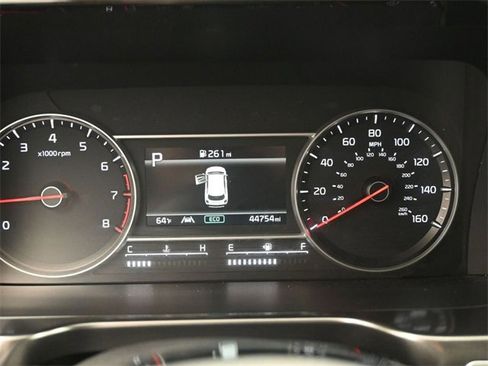 Used 2023 Kia Sorento LX image 15