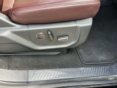 Used 2024 Ford Expedition Max Limited image 27