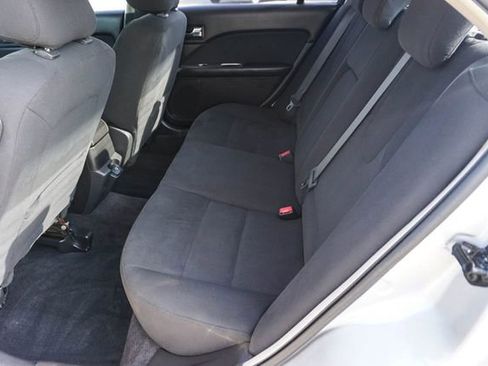 Used 2010 Ford Fusion Hybrid FWD image 12