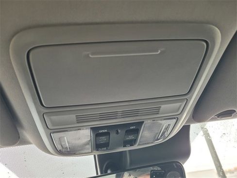 Used 2022 Honda Pilot EX-L image 23