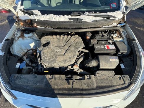 Used 2016 Hyundai Accent SE image 34