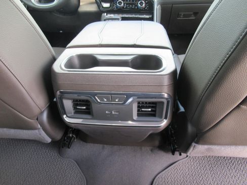 Used 2024 GMC Sierra 1500 Denali AWD/4WD image 38