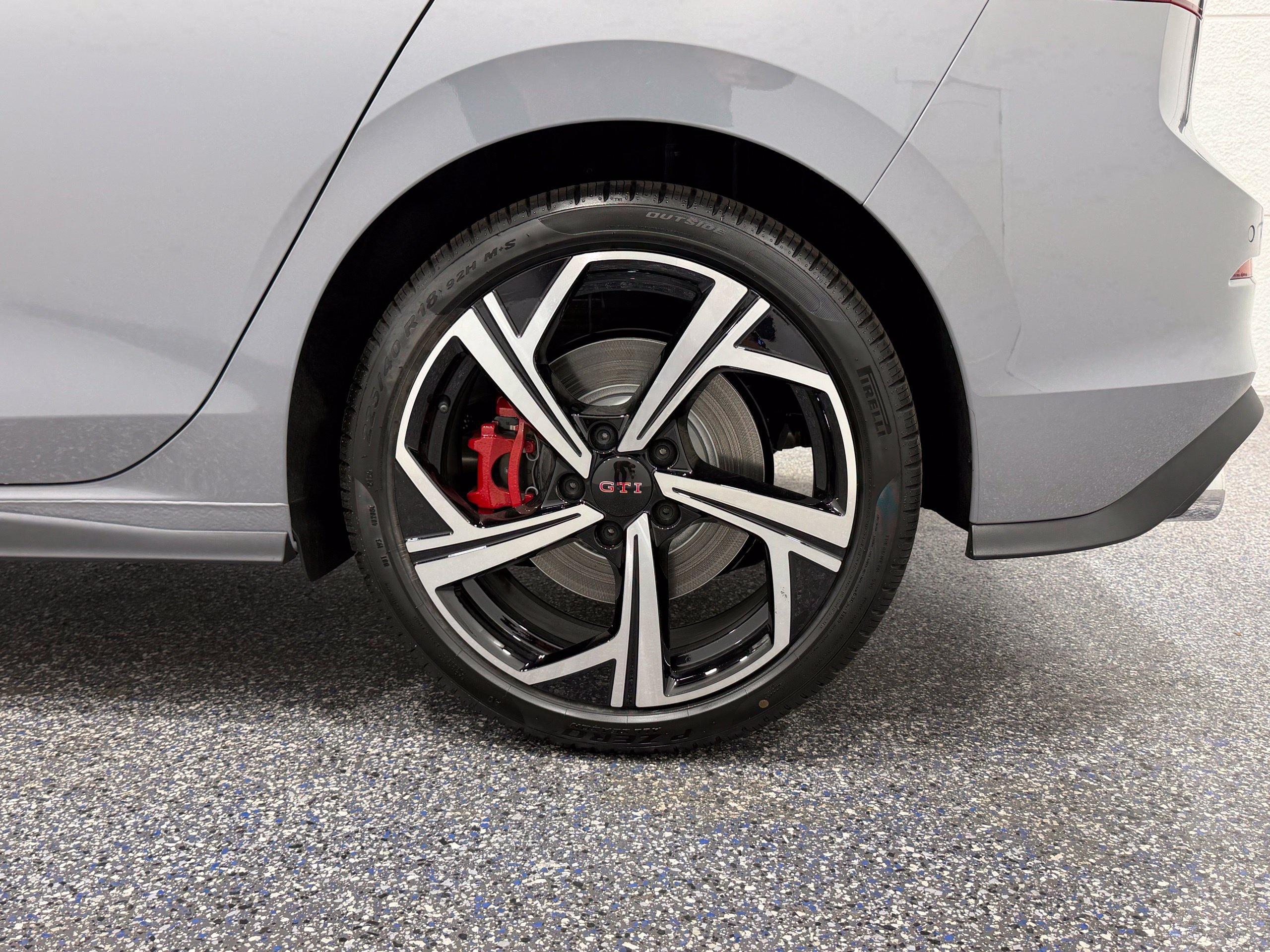 New 2026 Volkswagen GTI SE FWD image 12