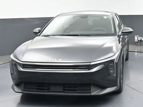 Used 2025 Kia K4 FWD image 38