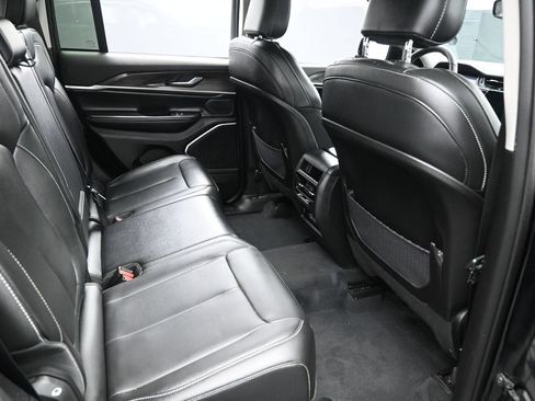 Used 2023 Jeep Grand Cherokee 4WD 4xe image 29