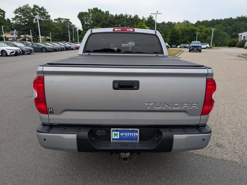Used 2018 Toyota Tundra SR5 w/ TRD Off Road Package AWD/4WD image 4