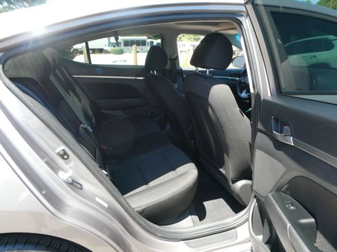 Used 2020 Hyundai Elantra Value Edition w/ Cargo Package (C1) FWD image 28