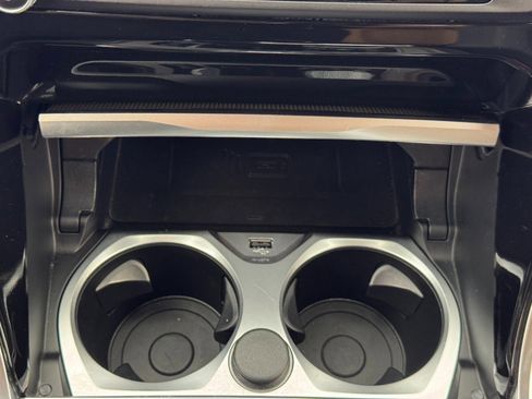 Used 2025 BMW 840i 840i w/ M Sport Professional Package image 32