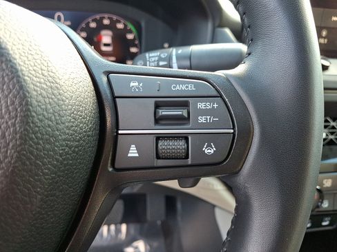 Used 2024 Honda Accord EX-L image 22