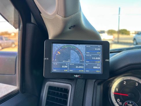 Used 2014 RAM 3500 Tradesman w/ Chrome Appearance Group image 12