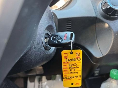 Used 2013 Honda Fit Sport image 8