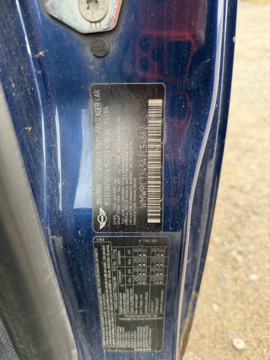 Used 2004 MINI Cooper Hardtop FWD image 36