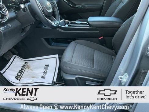 Used 2025 Chevrolet Equinox LT image 22