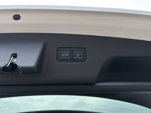 New 2026 Hyundai Palisade SEL Premium FWD image 23