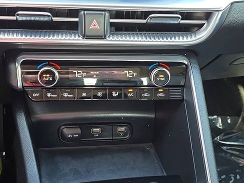 Used 2023 Kia K5 EX image 18