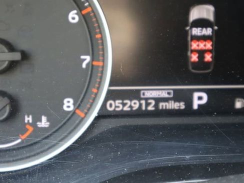 Used 2025 Mitsubishi Outlander AWD image 11