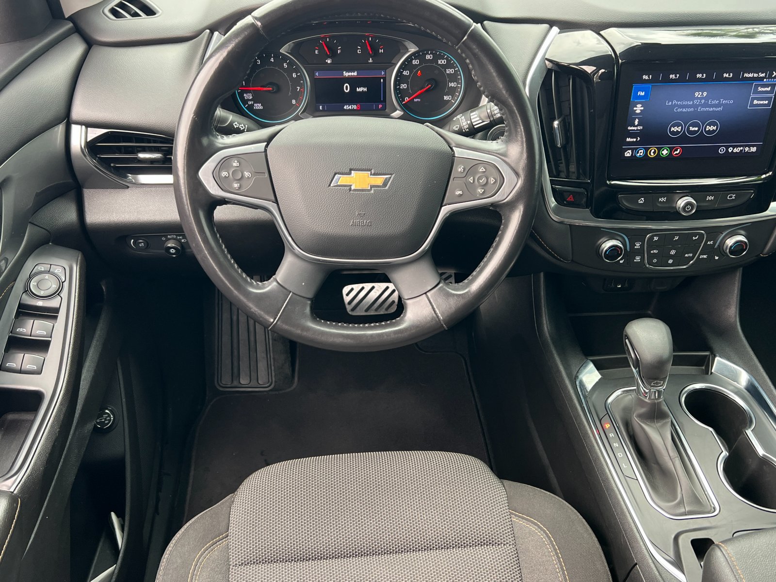 Used 2021 Chevrolet Traverse LT FWD image 14