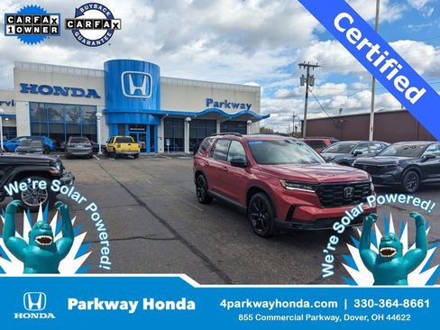 Certified 2025 Honda Pilot Black Edition image 1