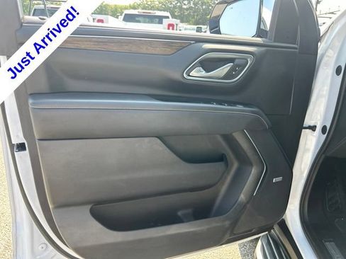 Used 2024 Chevrolet Tahoe Premier RWD image 11