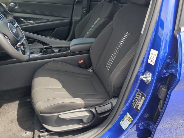 Used 2025 Hyundai Elantra SEL FWD image 21