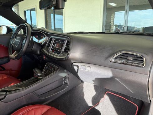Used 2022 Dodge Challenger SRT Hellcat w/ Plus Package image 29