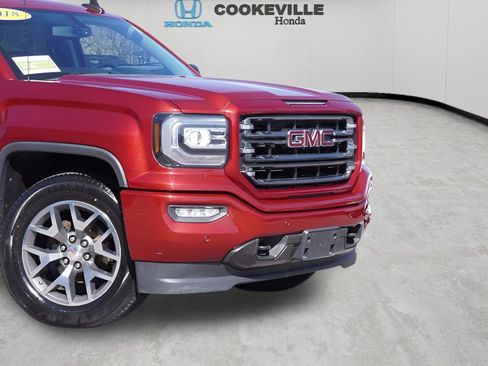 Used 2018 GMC Sierra 1500 SLT AWD/4WD image 3