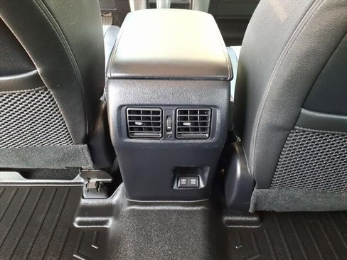 Used 2022 Toyota 4Runner SR5 Premium image 12