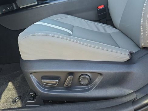 New 2026 Toyota Camry SE image 28