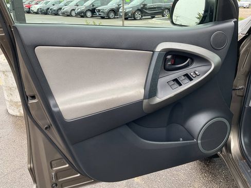 Used 2010 Toyota RAV4 4WD image 22