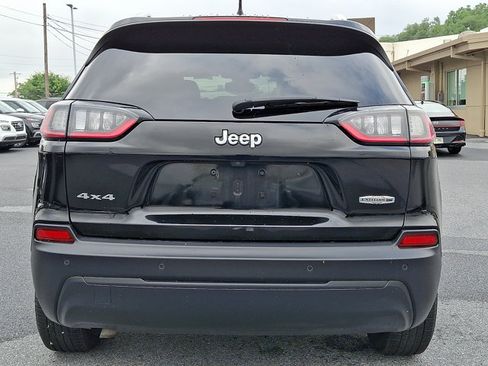 Used 2019 Jeep Cherokee Latitude Plus w/ Comfort/Convenience Group AWD/4WD image 6