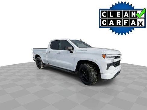 Used 2023 Chevrolet Silverado 1500 RST image 2