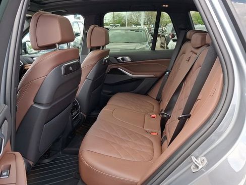 Used 2026 BMW X5 xDrive40i image 8