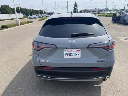 Used 2025 Honda HR-V Sport image 6