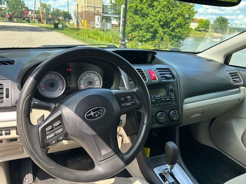 Used 2013 Subaru Impreza 2.0i Premium w/ Popular Pkg 1 AWD/4WD image 7