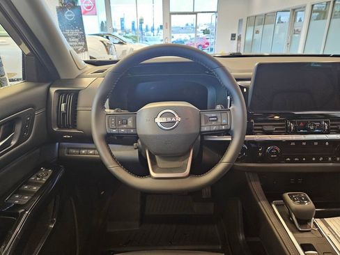 New 2026 Nissan Pathfinder Platinum w/ Cargo Package image 17