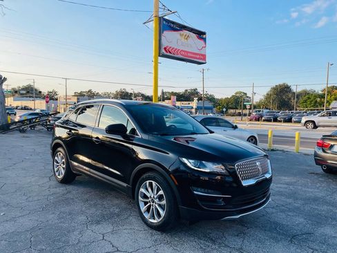 Used 2019 Lincoln MKC Select w/ Select Plus Package image 1