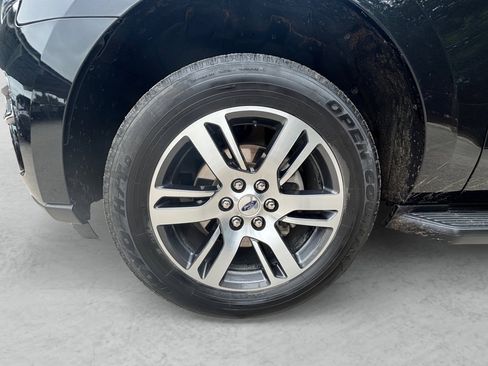 Used 2024 Ford Expedition Max Limited RWD image 28