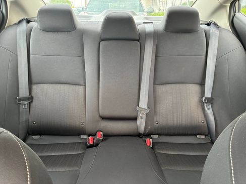 Used 2025 Nissan Altima 2.5 SV FWD image 33