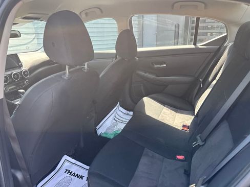 Used 2022 Nissan Sentra SR w/ Midnight Edition FWD image 10