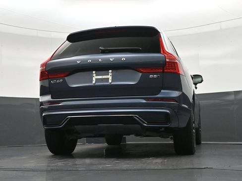 Used 2024 Volvo XC60 B5 Core AWD/4WD image 29