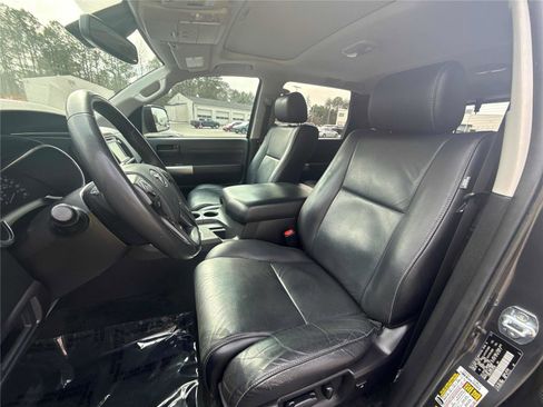Used 2018 Toyota Sequoia TRD Sport image 10