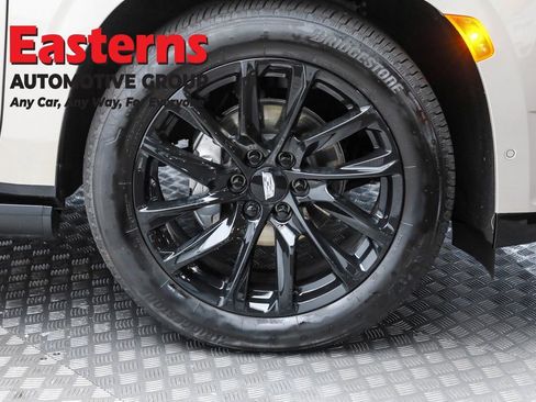 Used 2024 Cadillac Escalade Sport Platinum w/ LPO, ONYX Package image 35