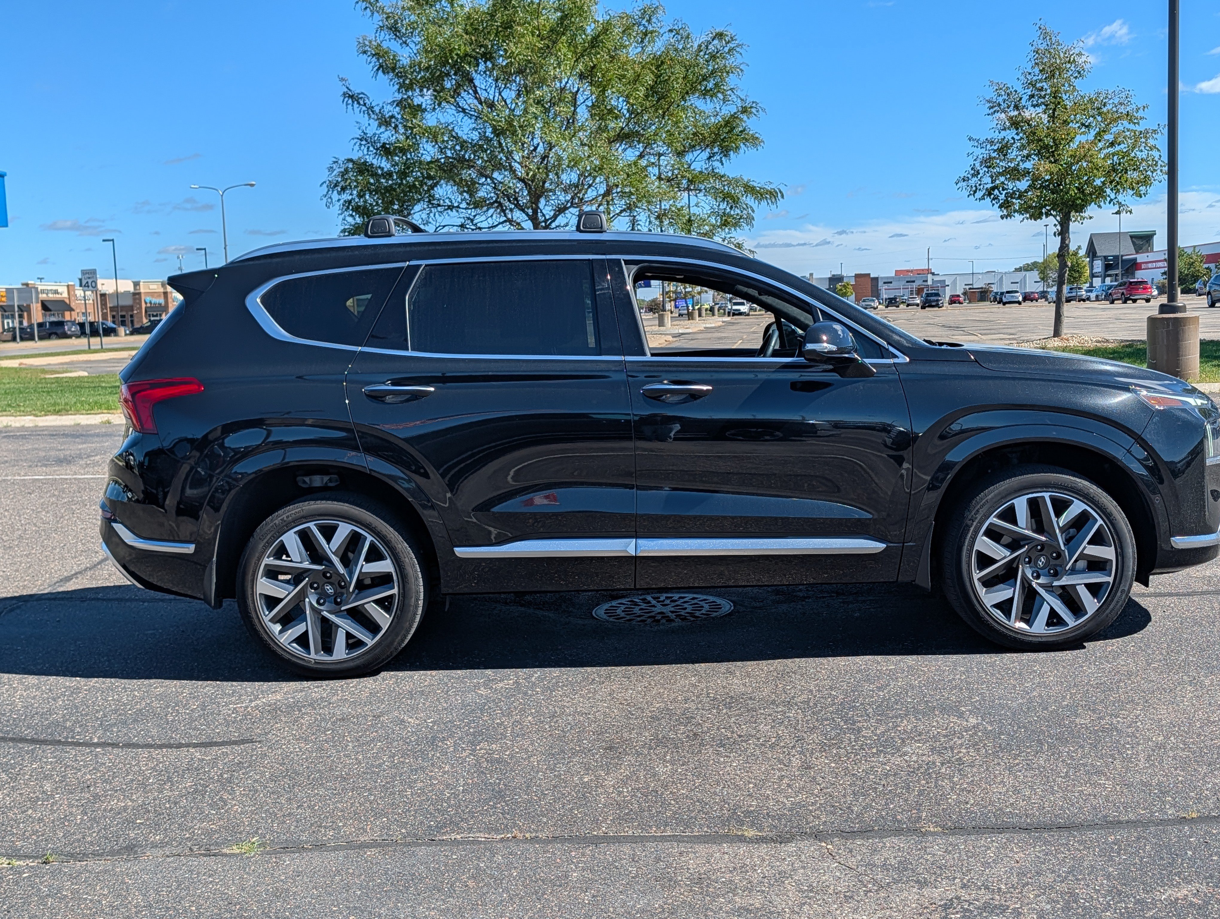 Used 2023 Hyundai Santa Fe Calligraphy w/ Cargo Package AWD/4WD image 6