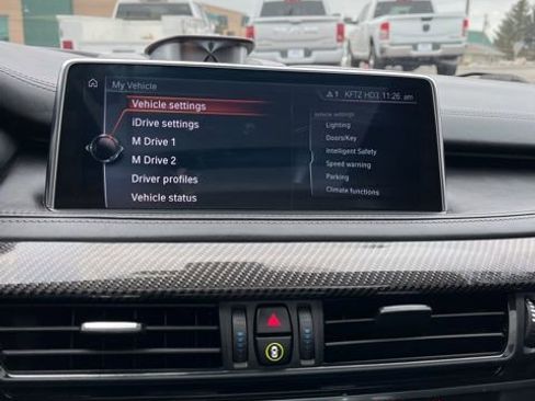 Used 2017 BMW X5 M AWD/4WD image 46