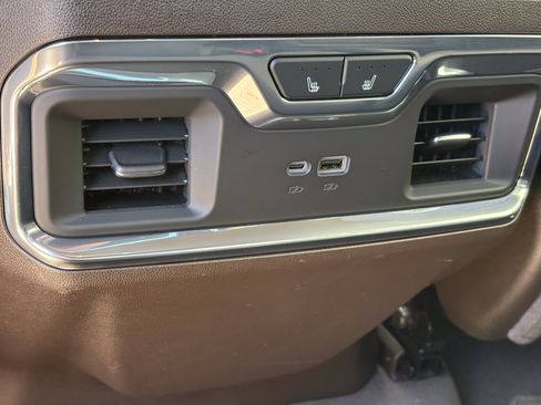 Used 2026 GMC Sierra 1500 Denali AWD/4WD image 12